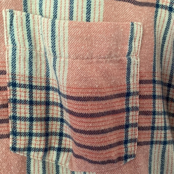 Hollister pink plaid button down long sleeve shirt. Size XS - Picture 3 of 8